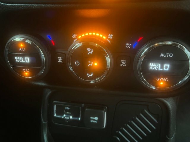 Jeep Renegade Longitude Orange #18