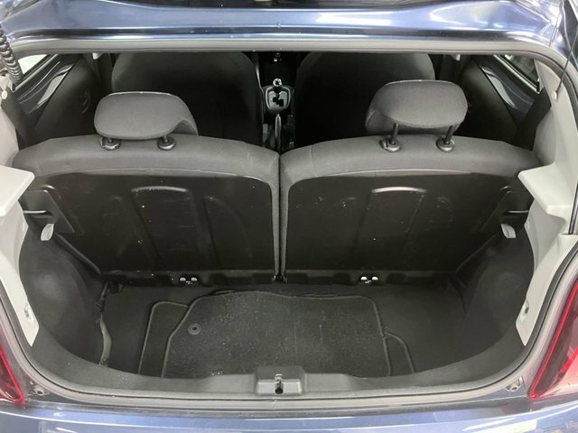 Peugeot 108 1.0 Active Red #17