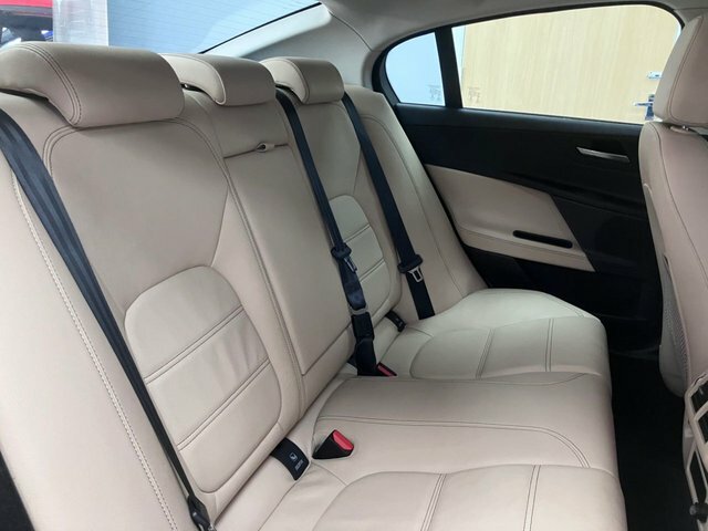 Jaguar XE 2.0D Se Euro 6 Ss White #34