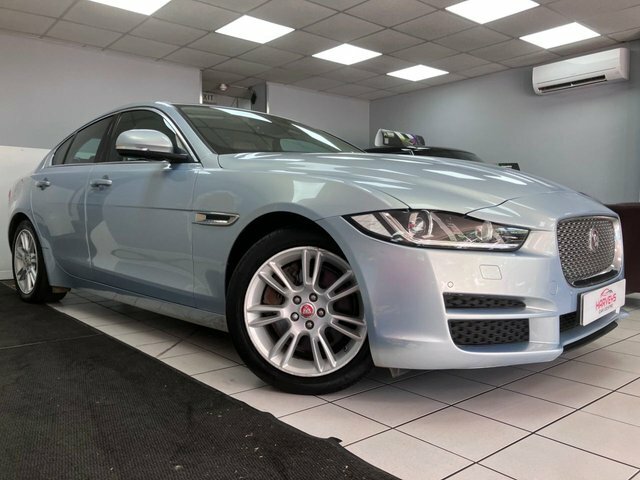 Jaguar XE 2.0 Gtdi Prestige Saloon Euro 6 S Silver #3