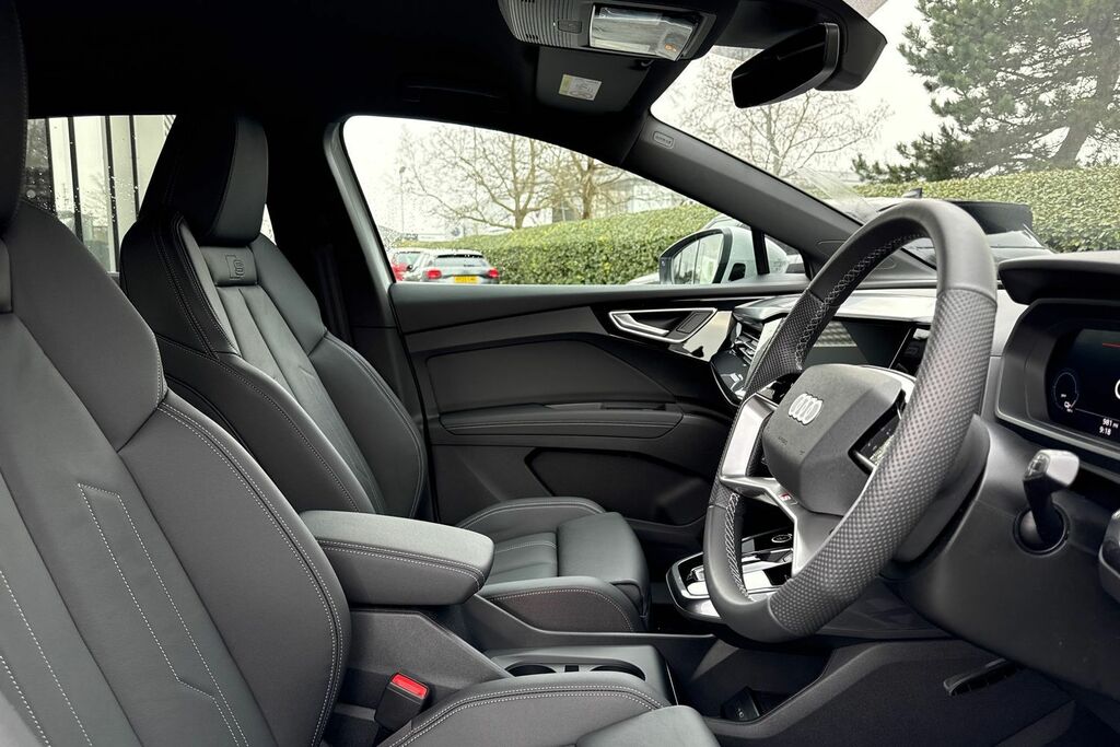Audi Q4 E Tron S Line Black #38