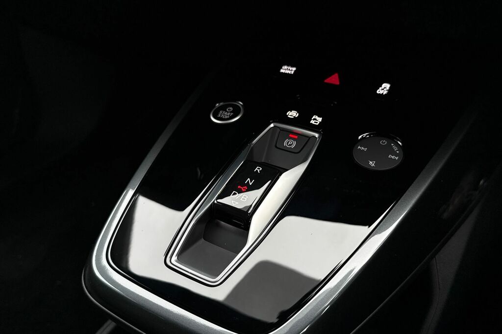 Audi Q4 E Tron S Line Black #9