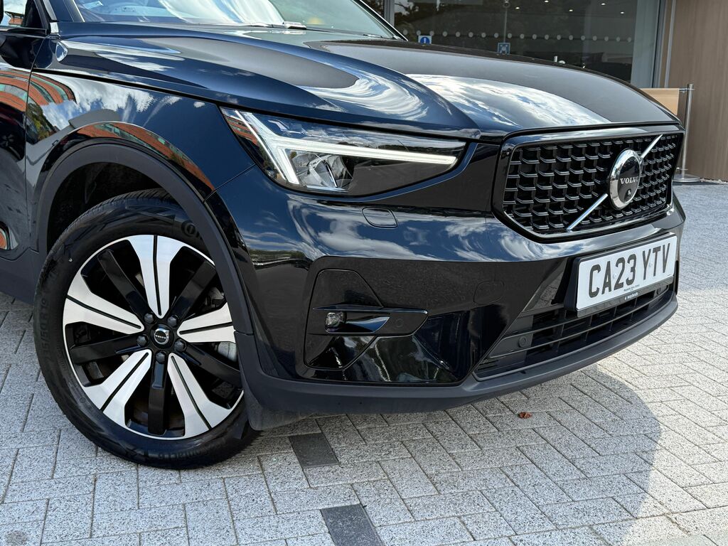 Volvo XC40 Ultimate Black #6