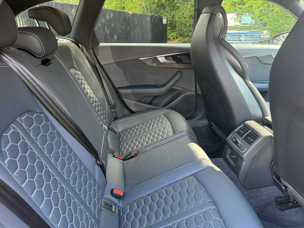 Audi RS4 Competition 1 Of 75 Black #31