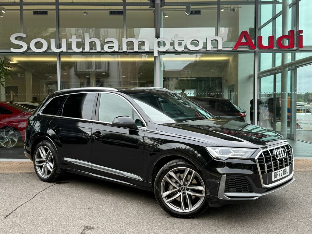 Audi Q7 S Line Black