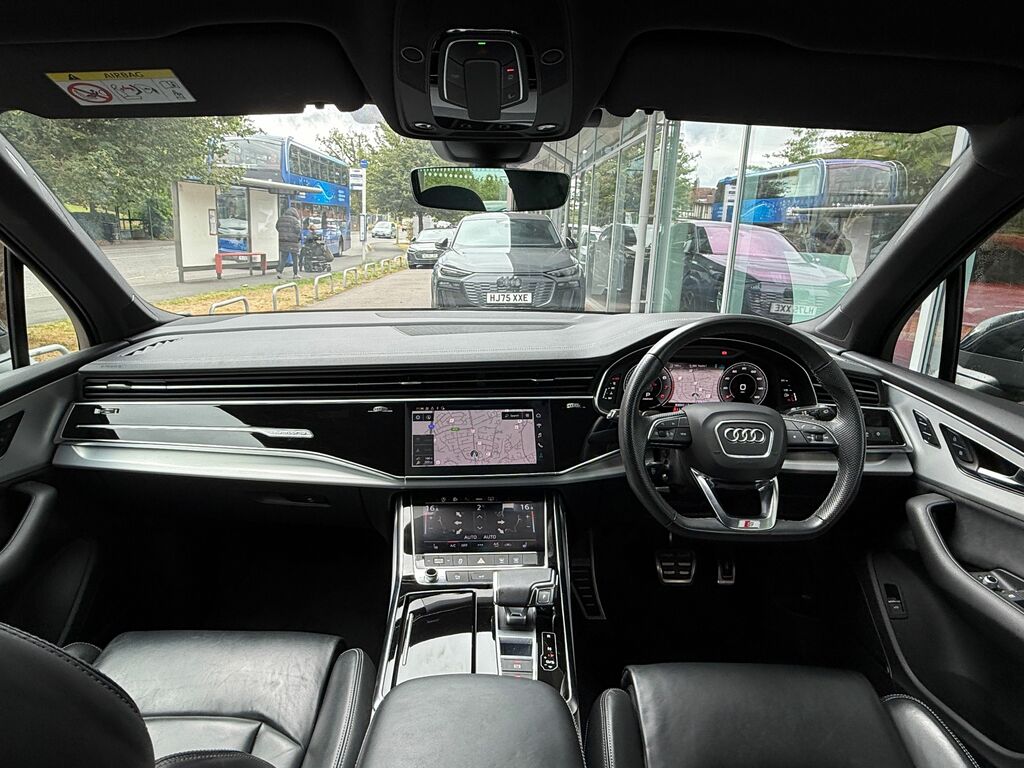 Audi Q7 S Line Black #3