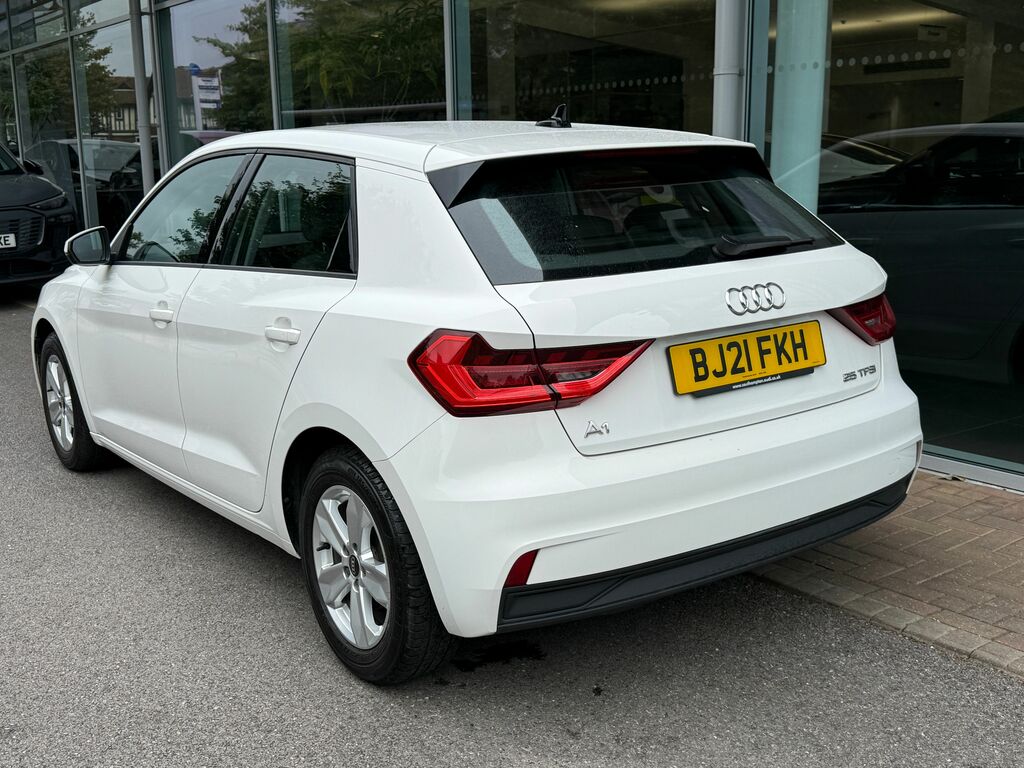 Audi A1 Technik BJ21FKH Black #3