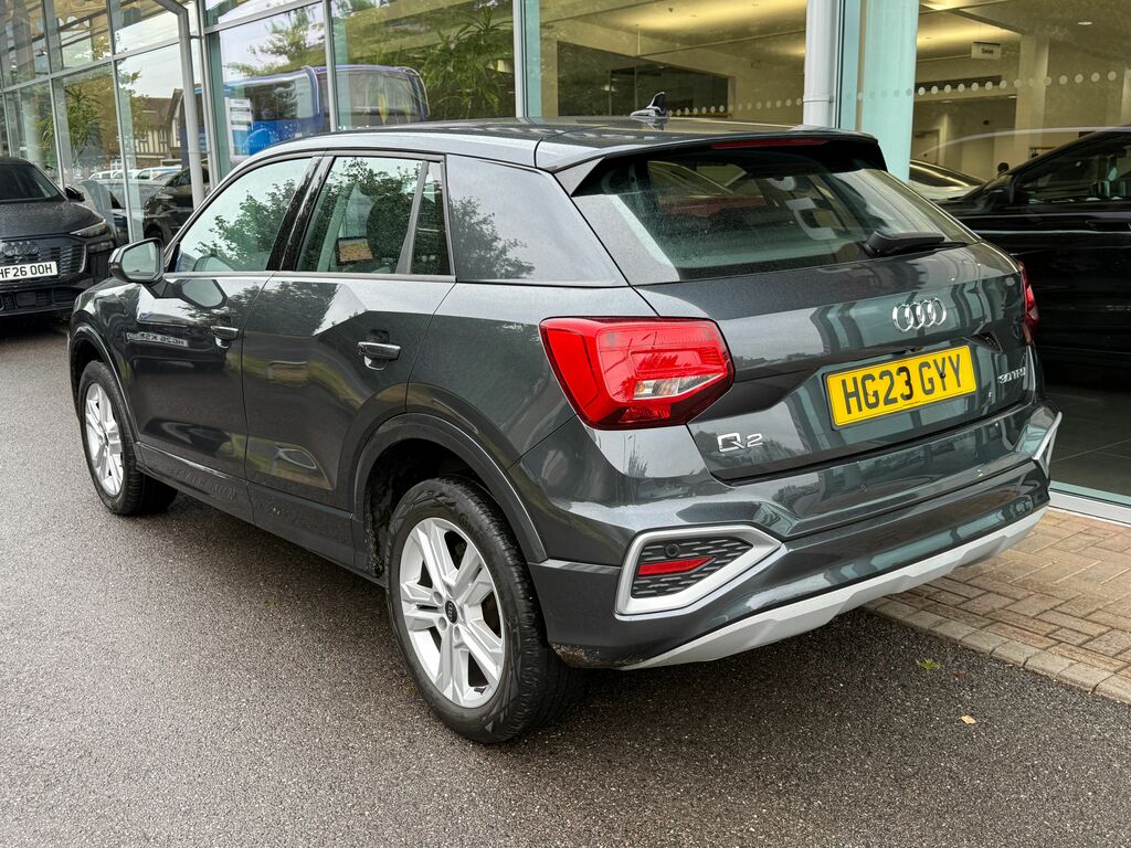 Audi Q2 Sport Black #3