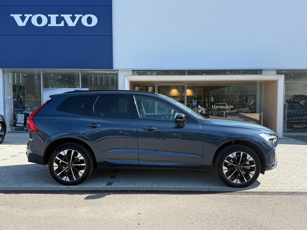 Volvo XC60 Ultra Blue
