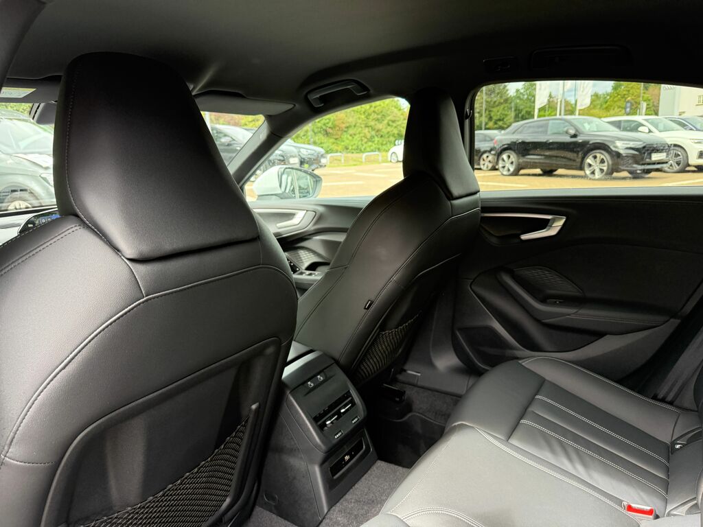 Audi A5 2.0 Tdi 204 Launch Edition S Tronic Blue #44