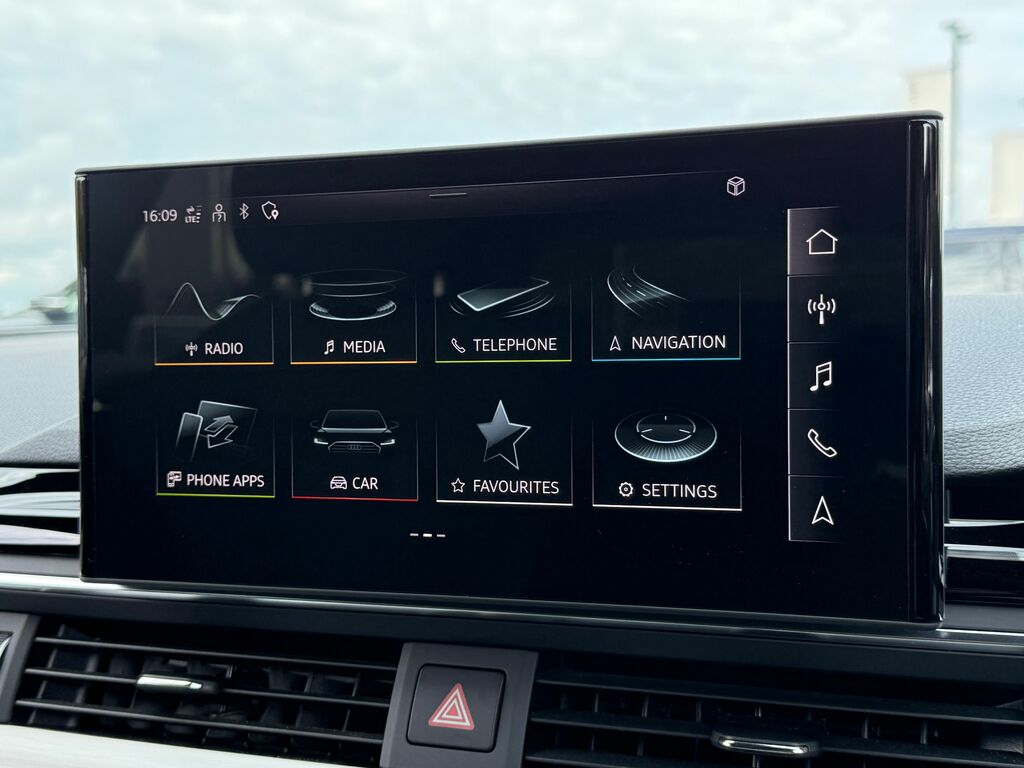 Audi A4 Black Edition 40 Tfsi 204 Ps S Tronic Blue #15