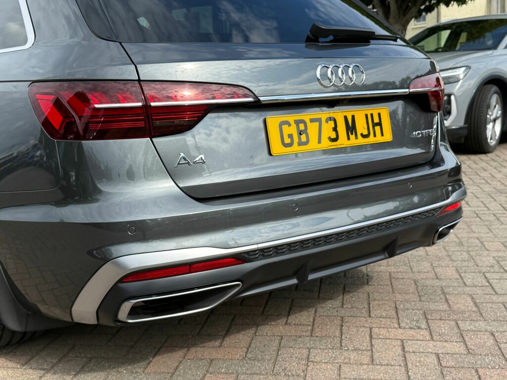 Audi A4 Black Edition 40 Tfsi 204 Ps S Tronic Blue #54