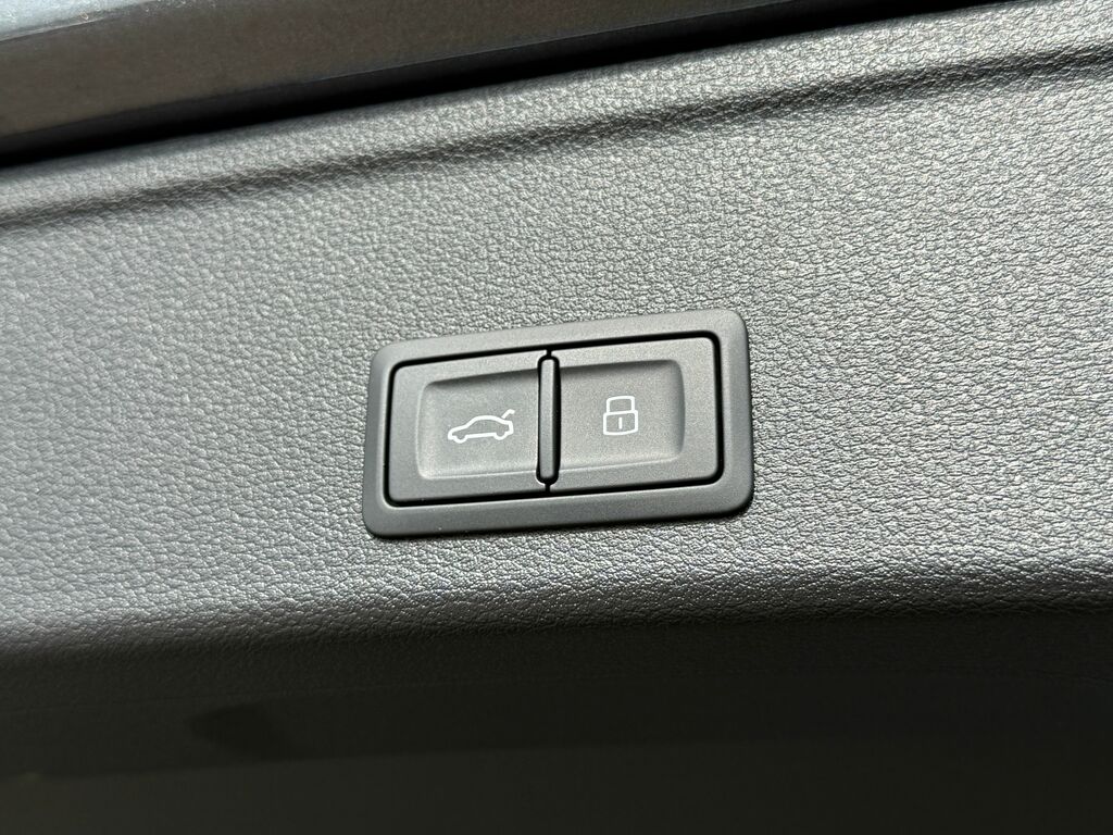 Audi A4 Black Edition 40 Tfsi 204 Ps S Tronic Blue #38