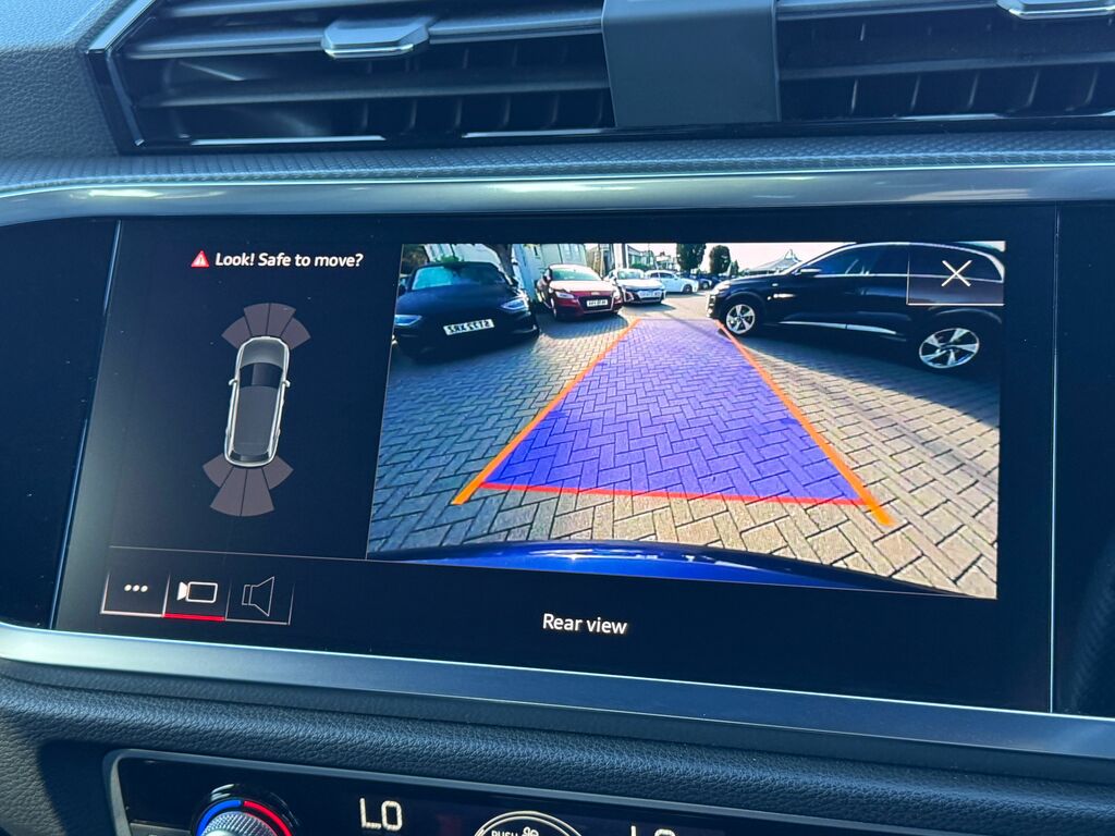 Audi Q3 S Line Blue #4