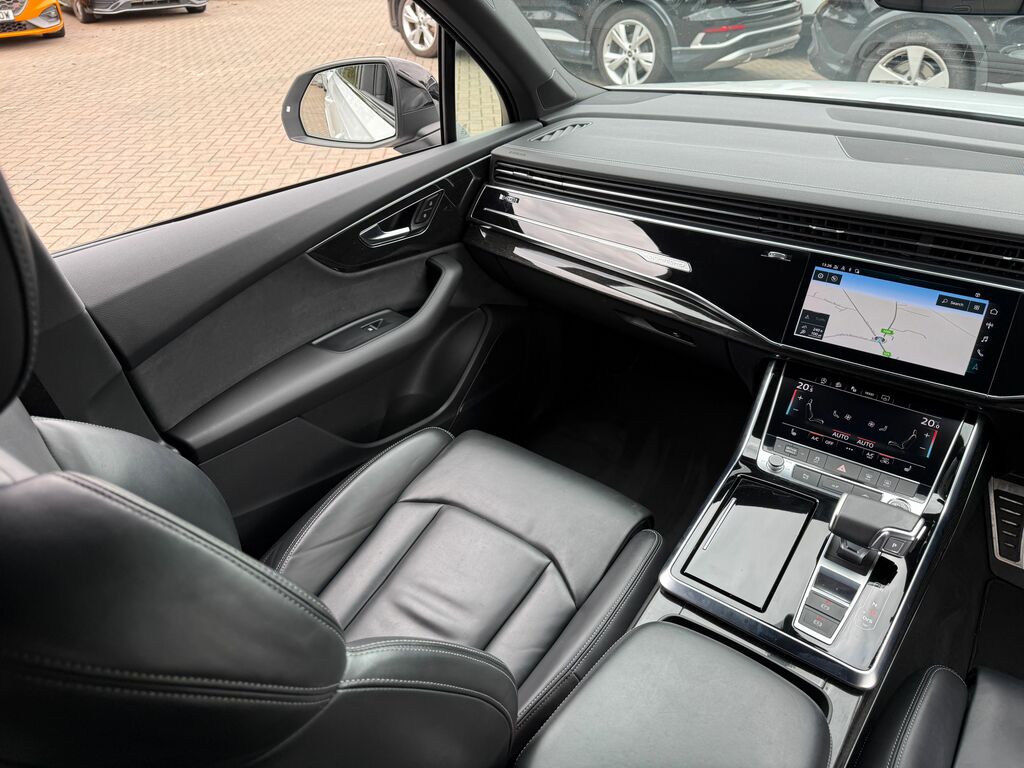 Audi Q7 Black Edition 55 Tfsi Quattro 340 Ps Tiptronic Black #46
