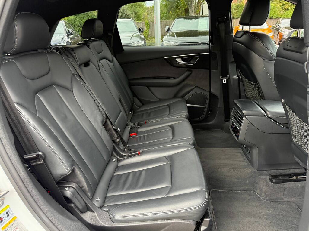 Audi Q7 Black Edition 55 Tfsi Quattro 340 Ps Tiptronic Black #51