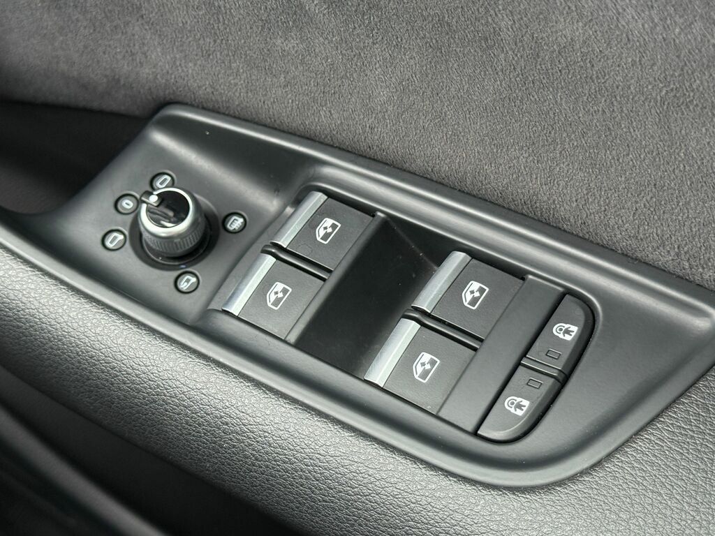 Audi Q7 Black Edition 55 Tfsi Quattro 340 Ps Tiptronic Black #26
