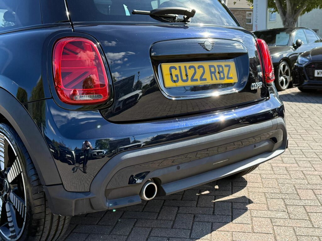 Mini Hatch 1.5I 136 Ps Cooper Exclusive Hatch Blue #39