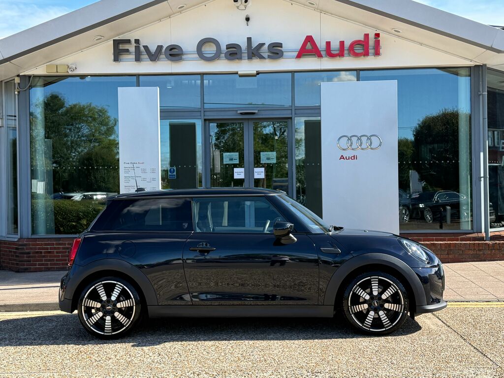 Mini Hatch 1.5I 136 Ps Cooper Exclusive Hatch Blue #2