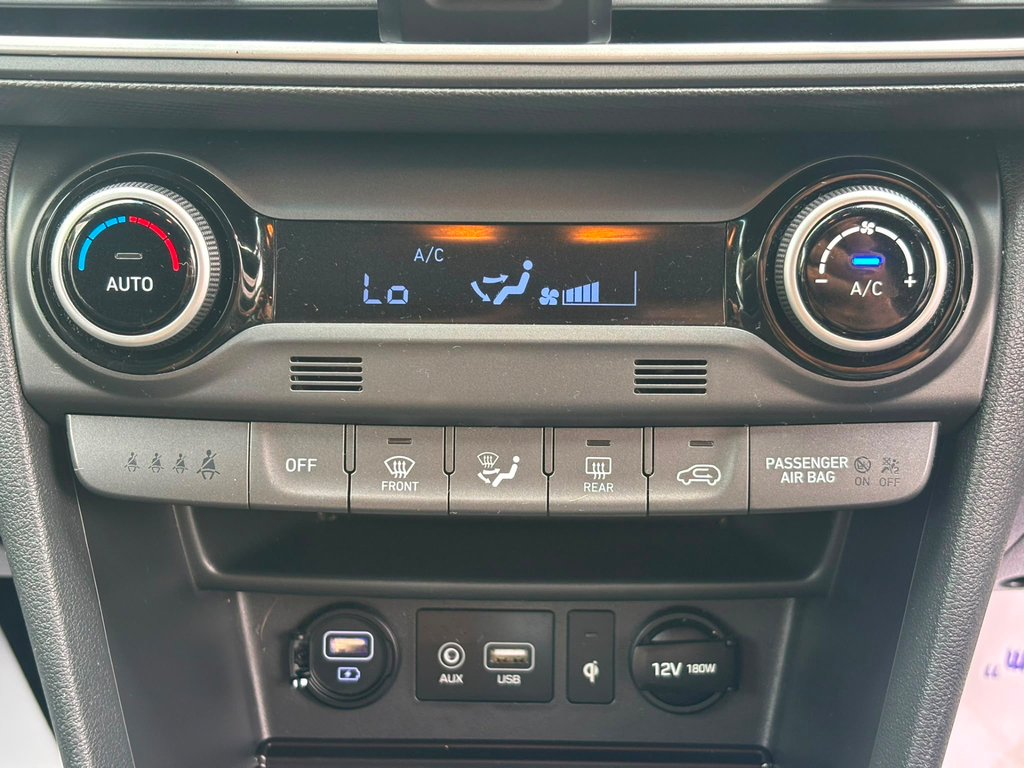 Hyundai Kona Hatchback Blue #11