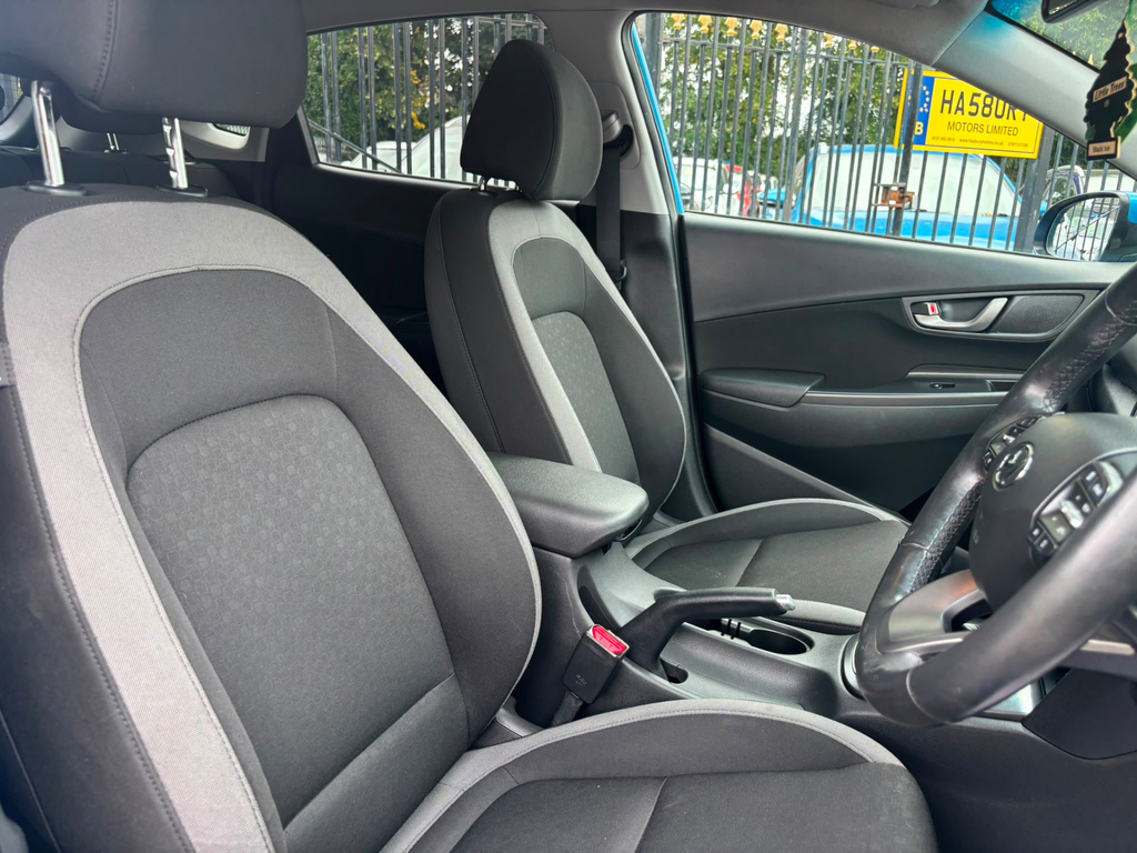 Hyundai Kona Hatchback Blue #12