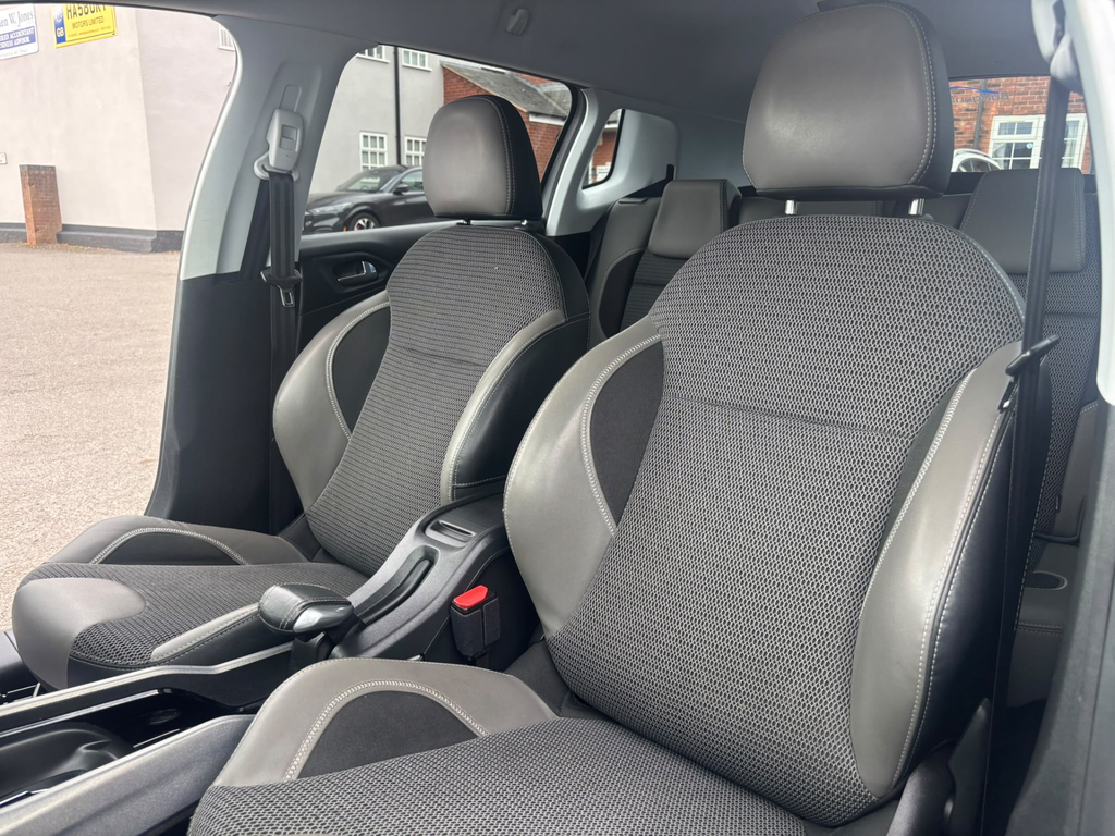 Peugeot 2008 Ss Allure Grey #15