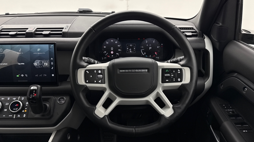 Land Rover Defender 130 X-dynamic Hse Grey #15