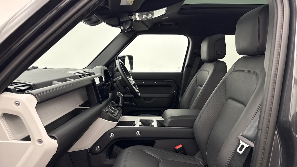 Land Rover Defender 130 X-dynamic Hse Grey #3