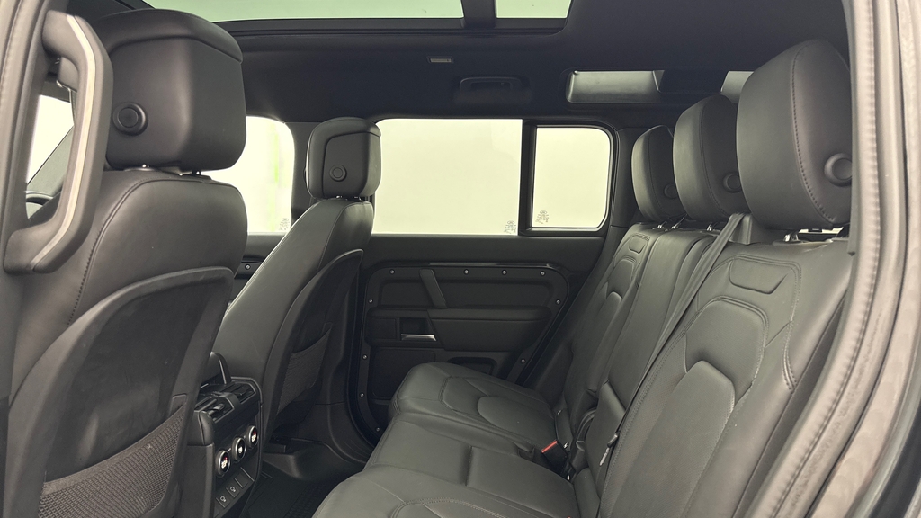 Land Rover Defender 110 D350 X-dynamic Hse Santorini Black Black #4