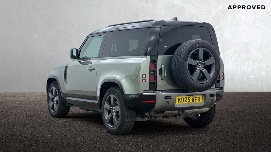 Land Rover Defender 90 D250 X-dynamic Hse Pangea Green Green #2
