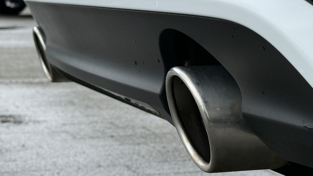 Jaguar XE R-dynamic Se Black Grey #33