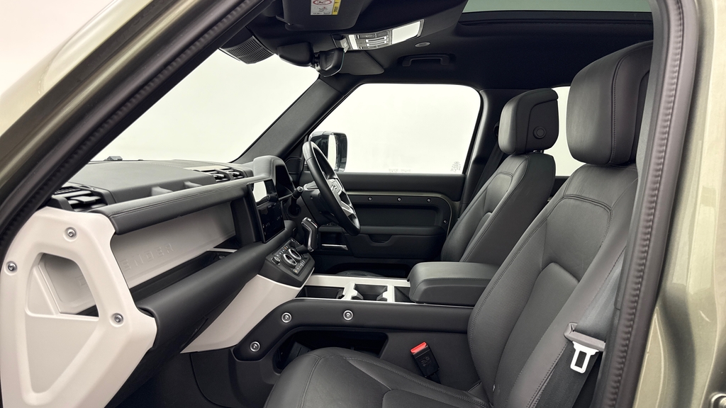 Land Rover Defender 110 D350 X-dynamic Hse Pangea Green Green #3