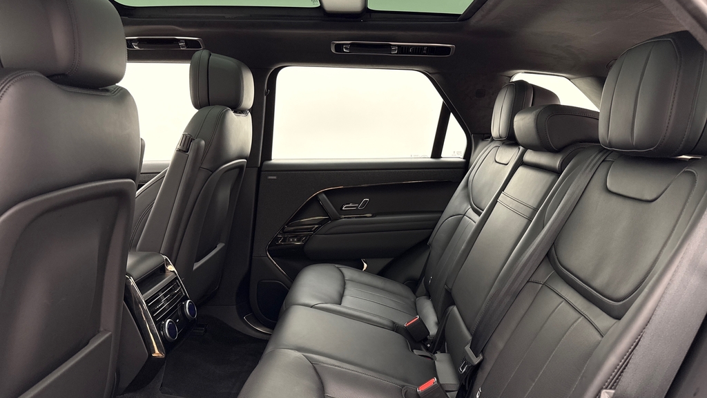 Land Rover Range Rover Sport P550e Santorini Black Black #4