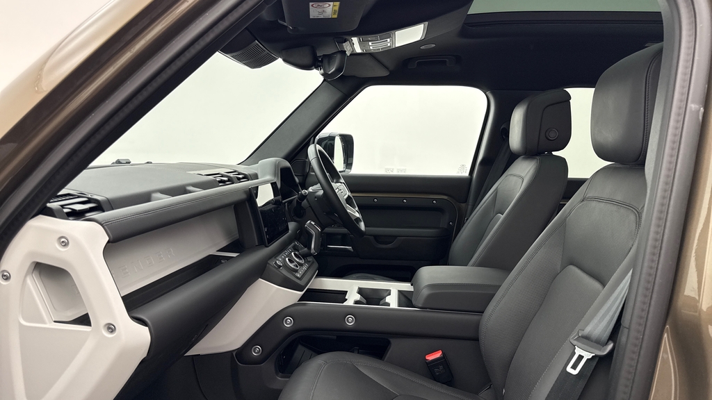 Land Rover Defender 110 D350 X-dynamic Hse Gondwana Stone #3