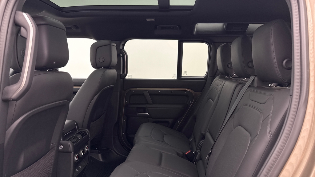 Land Rover Defender 110 D350 X-dynamic Hse Gondwana Stone #4