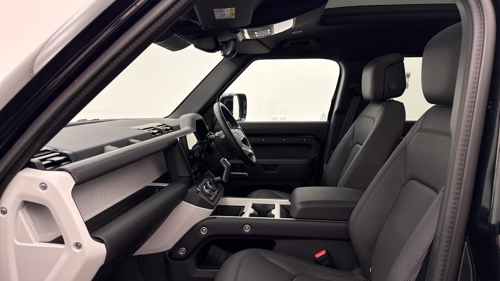 Land Rover Defender 110 D350 110 X-dynamic Hse Santorini Black Black #3
