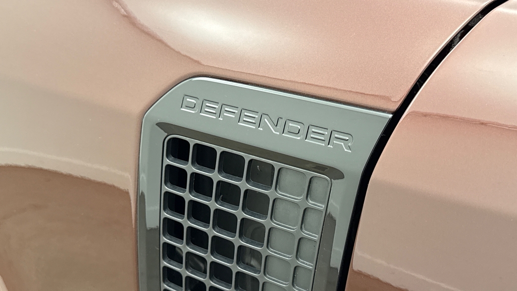 Land Rover Defender 130 X-dynamic Se Grey #20
