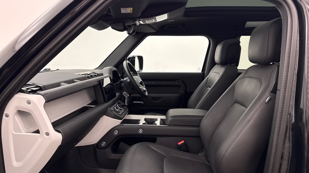 Land Rover Defender 90 D250 X-dynamic Hse Santorini Black Black #3