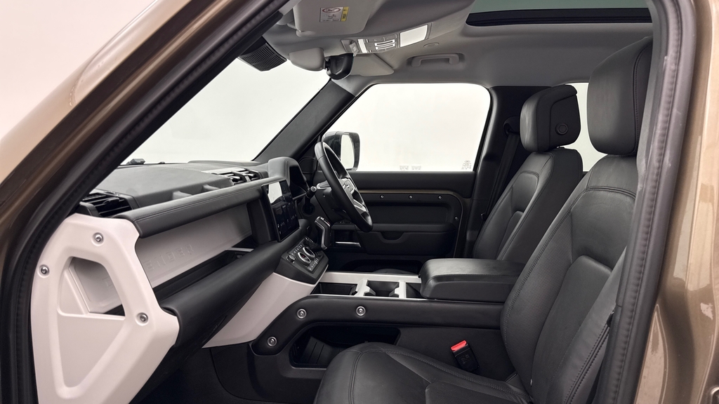 Land Rover Defender 110 D250 X-dynamic Hse Gondwana Stone #3