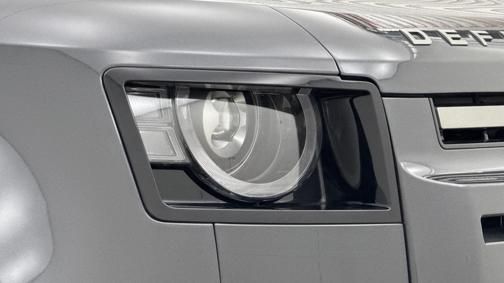 Land Rover Defender 90 X-dynamic Hse Grey #17