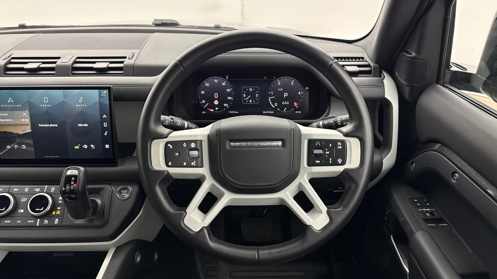 Land Rover Defender 90 X-dynamic Hse Grey #15
