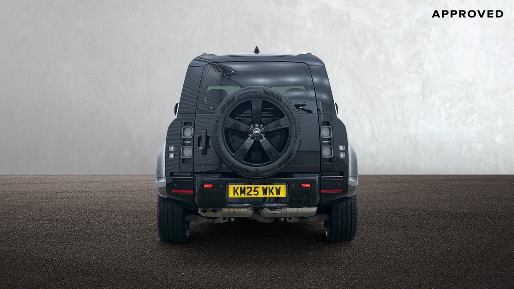 Land Rover Defender 110 D350 X Santorini Black Black #6