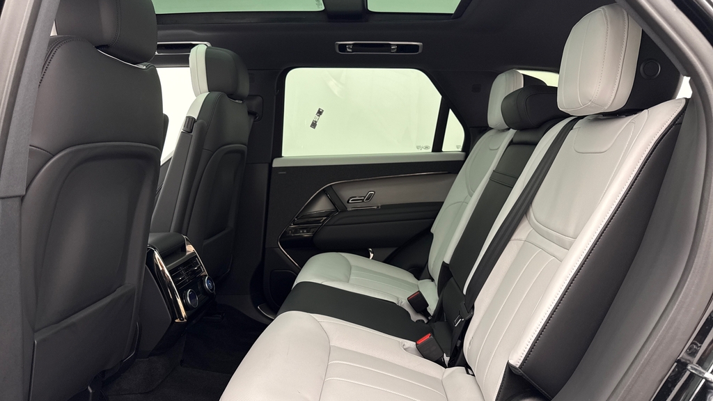 Land Rover Range Rover Sport D300 Dynamic Se Santorini Black Black #4