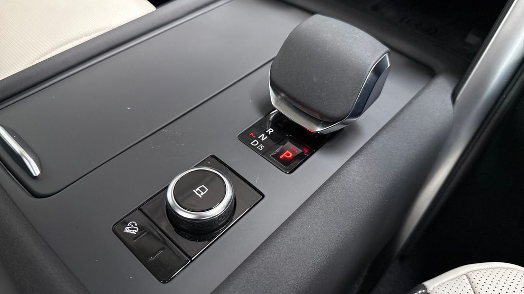 Land Rover Discovery Suv Grey #13