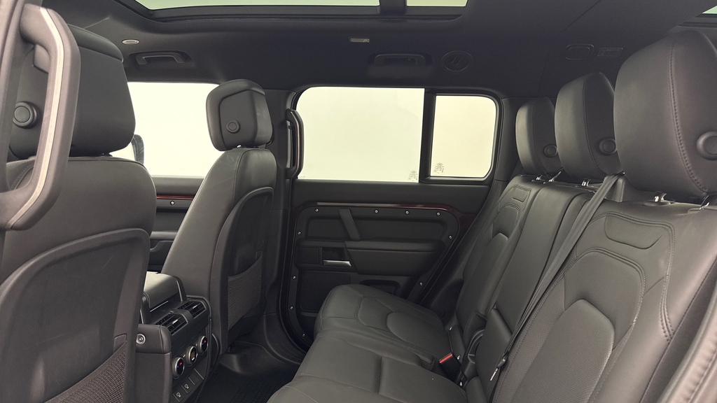 Land Rover Defender 130 D350 X-dynamic Hse Sedona Red Red #4
