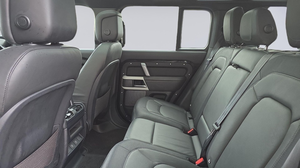 Land Rover Defender 110 D250 X-dynamic Hse Santorini Black Black #4
