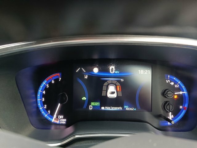 Toyota Corolla Vvt-h Excel Hatchback SM51HAR Red #3