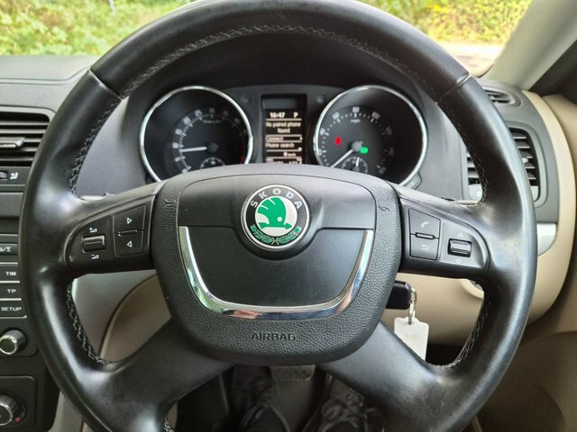 Skoda Yeti 2011 11 1.8 Beige #17