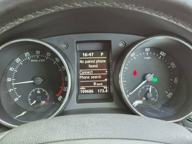 Skoda Yeti 2011 11 1.8 Beige #16