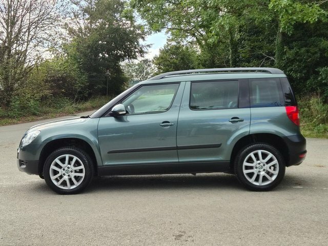 Skoda Yeti 2011 2.0 Tdi Elegance Suv Dsg 4Wd Euro Green #5